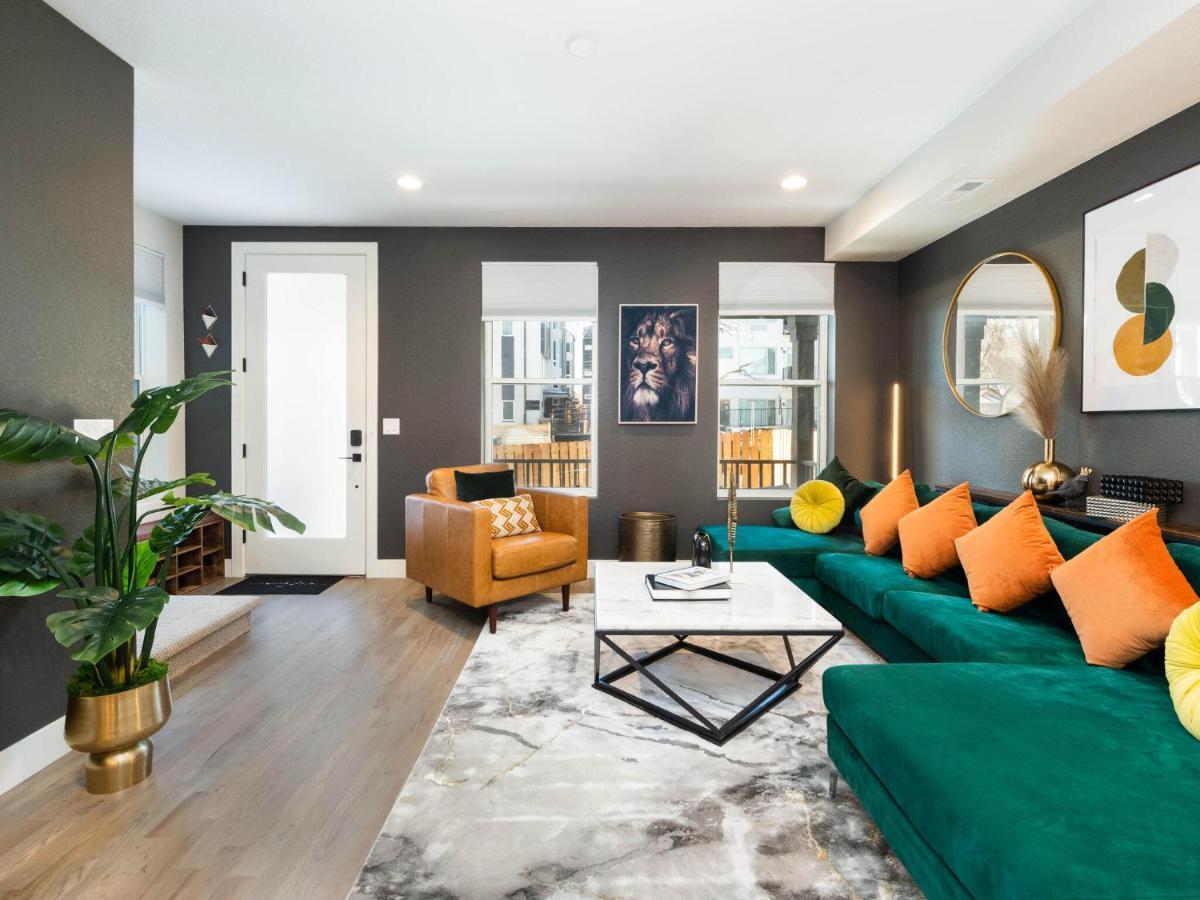 Casa de férias Stunning 3bd 3.5 Ba - 10 Min To Downtown! Garage! DEN