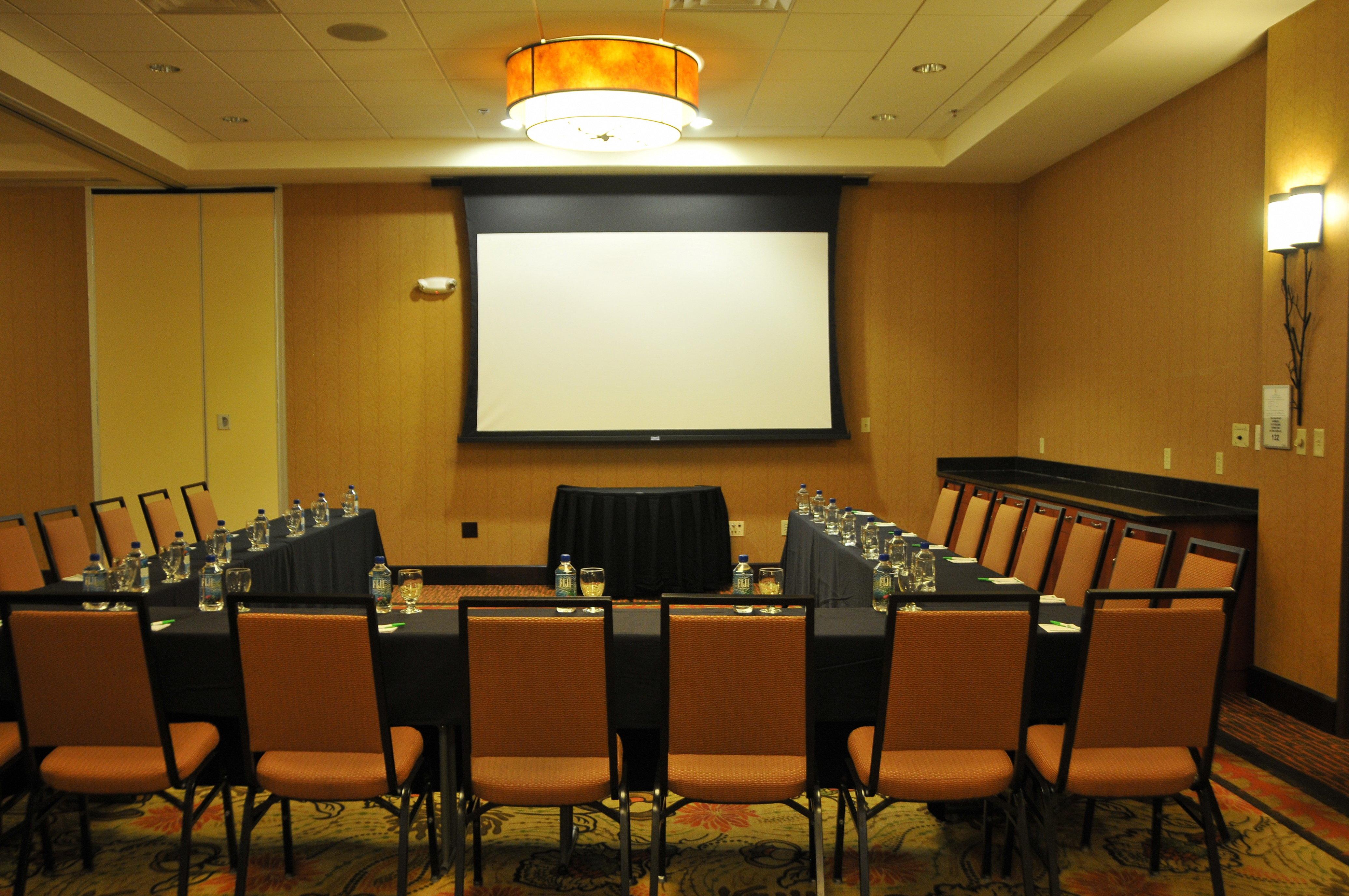Doubletree By Hilton International Airport, Co