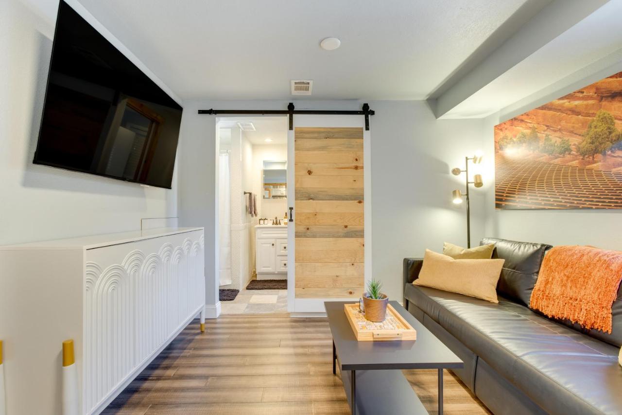 Vacation About 3 Mi To Downtown! Apartment