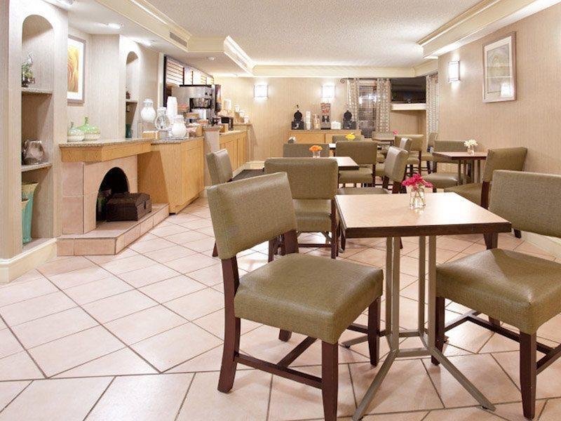 Hotel La Quinta By Wyndham