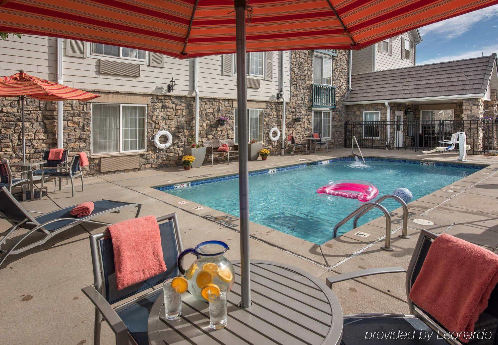 Suburban Tech Center 3* DEN