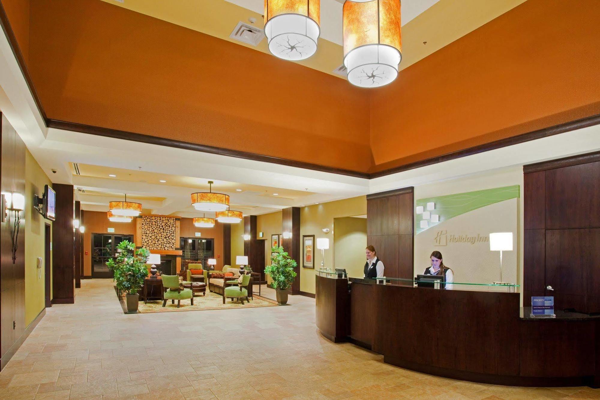 Doubletree By Hilton International Airport, Co Hotel