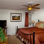 Getaways At Eagle Point Resort