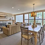 Spacious Vail Condo Steps From Eagle Bahn Gondola