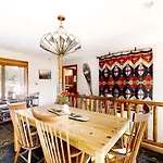 Longs Peak Lookout Cabin