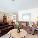 Remodeled 2 Bedroom East Vail Condo #102 W/ Hot Tub. Steps To Shuttle.