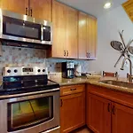 Remodeled 2 Bedroom East Vail Condo 6G With Hot Tub Market Free Shuttle