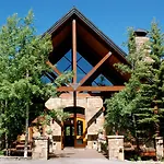 Bear Creek Lodge