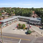 Red Wing Motel