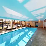 Vail Spa 301