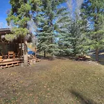 Between The Waters Cabin