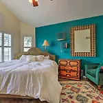 Stunning Henderson Retreat About 14 Mi To Denver!