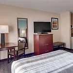 Best Western Plus Gateway Inn & Suites - Aurora