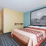 Super 8 By Wyndham Henderson North East Denver
