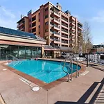 1 Bedroom Ski In, Ski Out Mountain Vacation Rental Located Next To Historic Main Street In Downtown Breckenridge