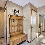 Peaceful Pagosa Springs Townhome With Hot Tub!