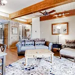 Storm Meadows Slopeside Retreat
