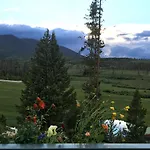 Hideaway Mountain Lodge