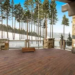 Skiers Palace