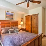 Breckenridge Getaway With Patio And Resort Amenities!