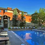 Grand Timber Lodge
