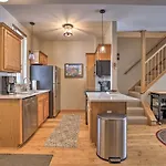 Pet-Friendly Fraser Condo With Ski Shuttle
