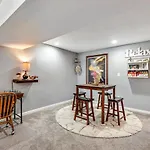 Golden Hills Retreat A