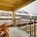 2 Bedroom With Views Of Wood Creek & Mountains Condo