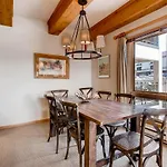 Unique 2 Bedroom Condo With Fireplace Condo