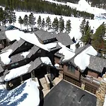 Skiers Palace
