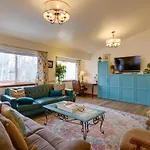 Homey Dog-Friendly Retreat With Deck In Dtwn Frisco!
