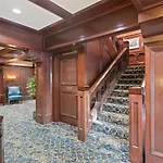 Poste Montane Lodge By East West