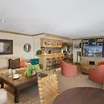 Bear Claw 306 - Ski-In Ski-Out Condo!