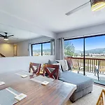 Grand Lake Getaway