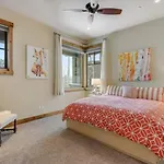 Luxurious 6-Bedroom Ski-In-Ski-Out Home, Very Spacious, With Private Hot Tub And Game Room,