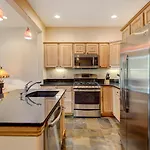 Luxury Villa 582 On River With Hot Tub / Great Views / Best Price - $500 Free Activities Daily