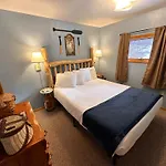 Ute Bluff Lodge, Cabins And Rv Park
