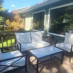 Happy Home Near Downtown Carbondale