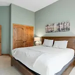 The Gold Flake Chalet