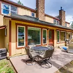 Ski-In Retreat With Pool Access 2 Blocks To Main St