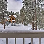 Pet-Friendly Breckenridge Home With Hot Tub!