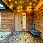 Deluxe Frisco Ski House With Mtn View And Hot Tub!