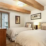 Chateau Roaring Fork Unit 22, Spacious Condo With Beautiful River Views, 4 Blocks To Town