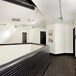 Independence Square 300, Nice Hotel Room With Great Views, Location & Rooftop Hot Tub!