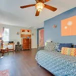 Stunning Golden Home With Deck About 35 Mi To Denver!