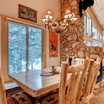 Experience This Enchanting Alpine Hideaway With Charming Moose Theme & Views! - Tb304