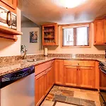 Beautiful Townhome Short Walk To Slopes And Town - Lw01