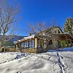 Mountaineer Manor