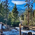 Walking Distance To Downtown Breck, Stunning Ski Resort Panorama, Hot Tub, Foosball, Arcade Machine!