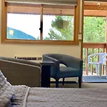 Big Horn Lodge